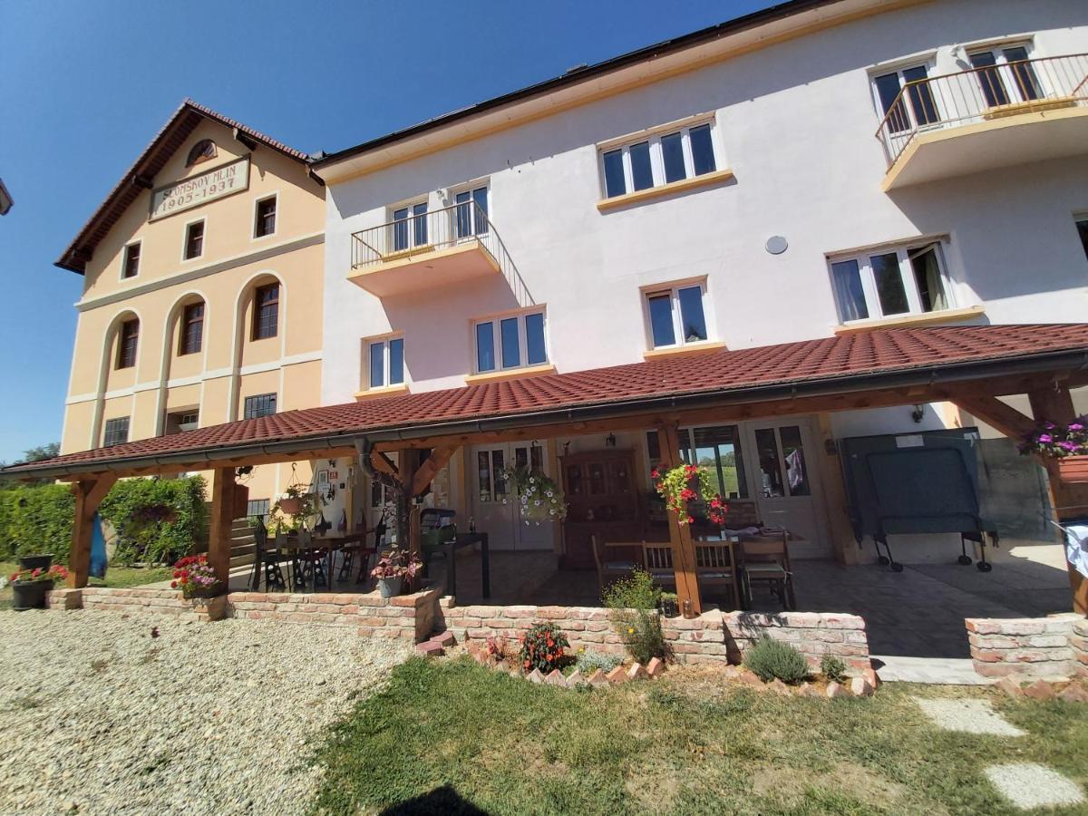 Mill House Apartment And Camping Ljutomer Eksteriør bilde